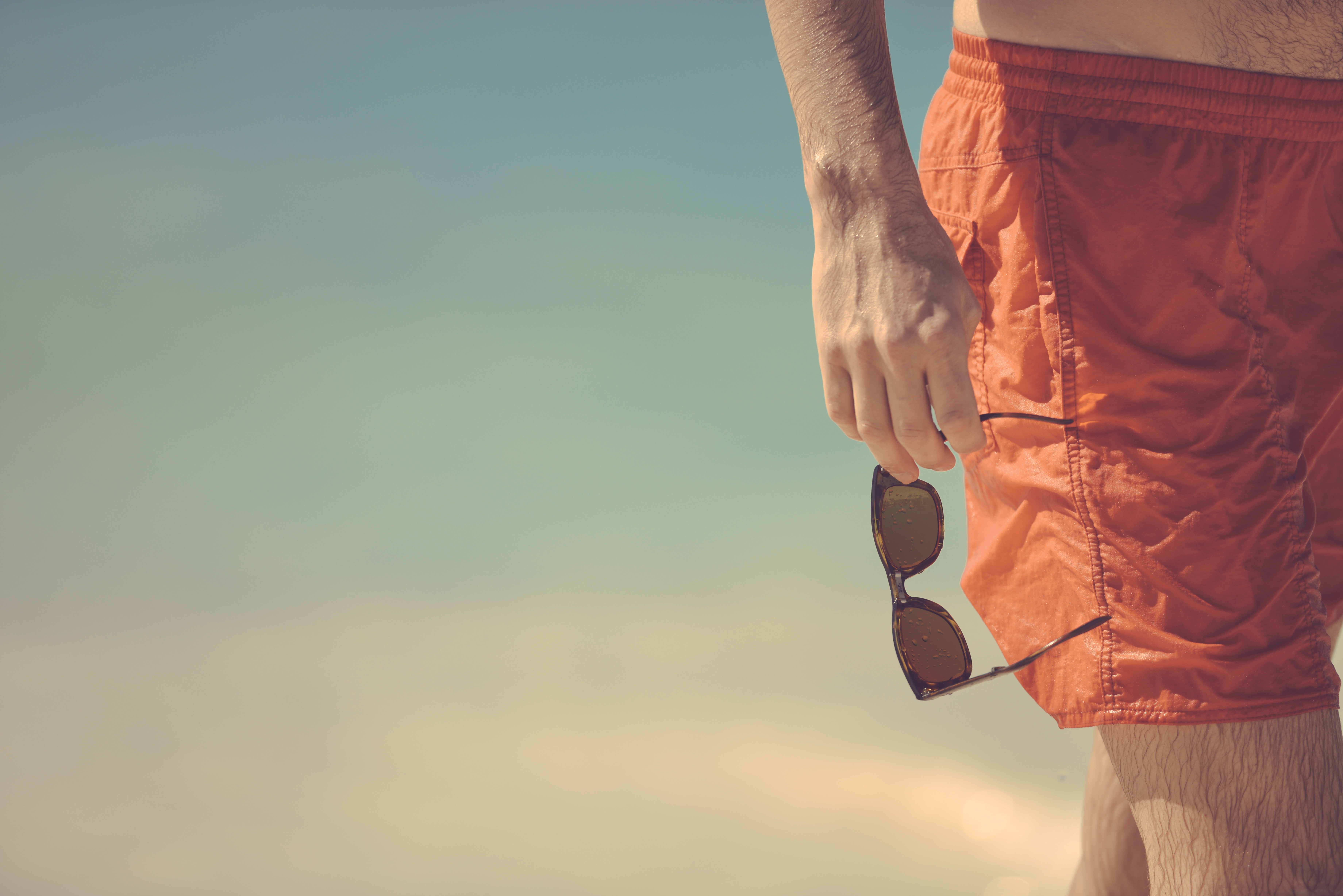 ORANGE SHORTS